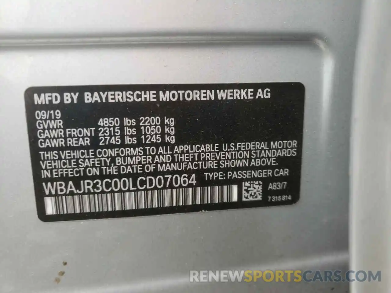 10 Фотография поврежденного автомобиля WBAJR3C00LCD07064 BMW 5 SERIES 2020