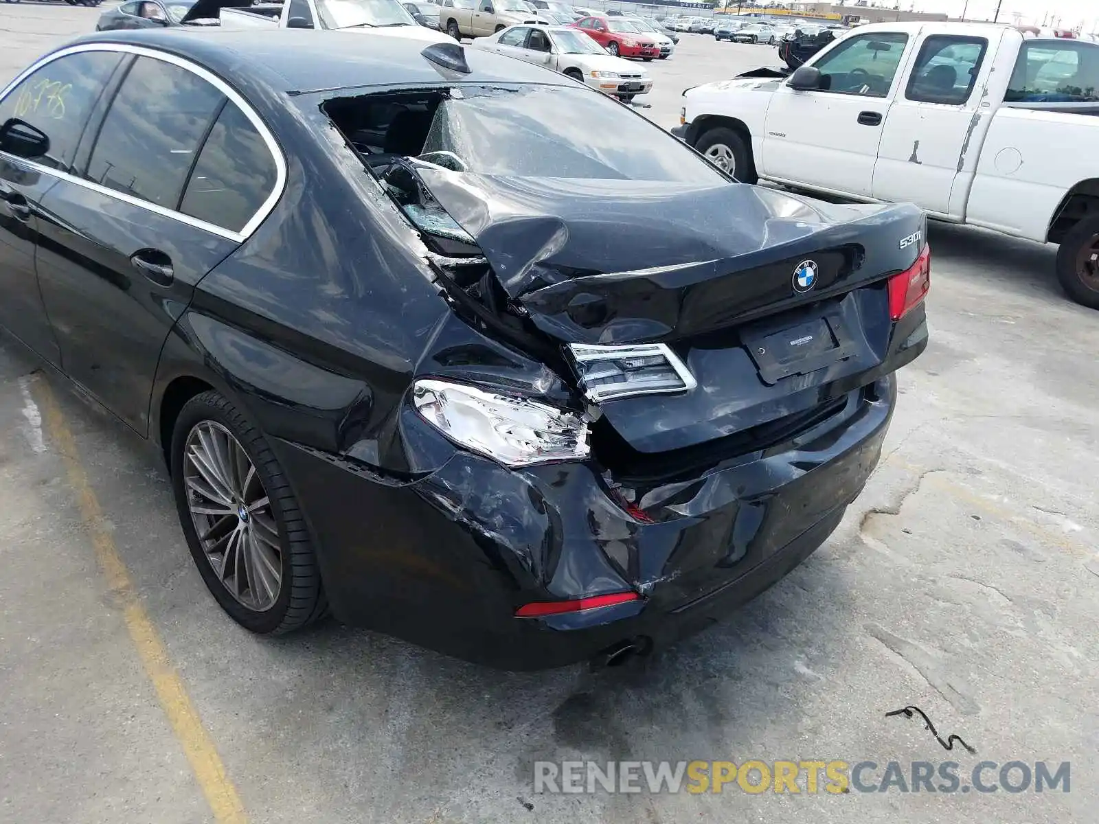 9 Photograph of a damaged car WBAJR3C00LCD58614 BMW 5 SERIES 2020