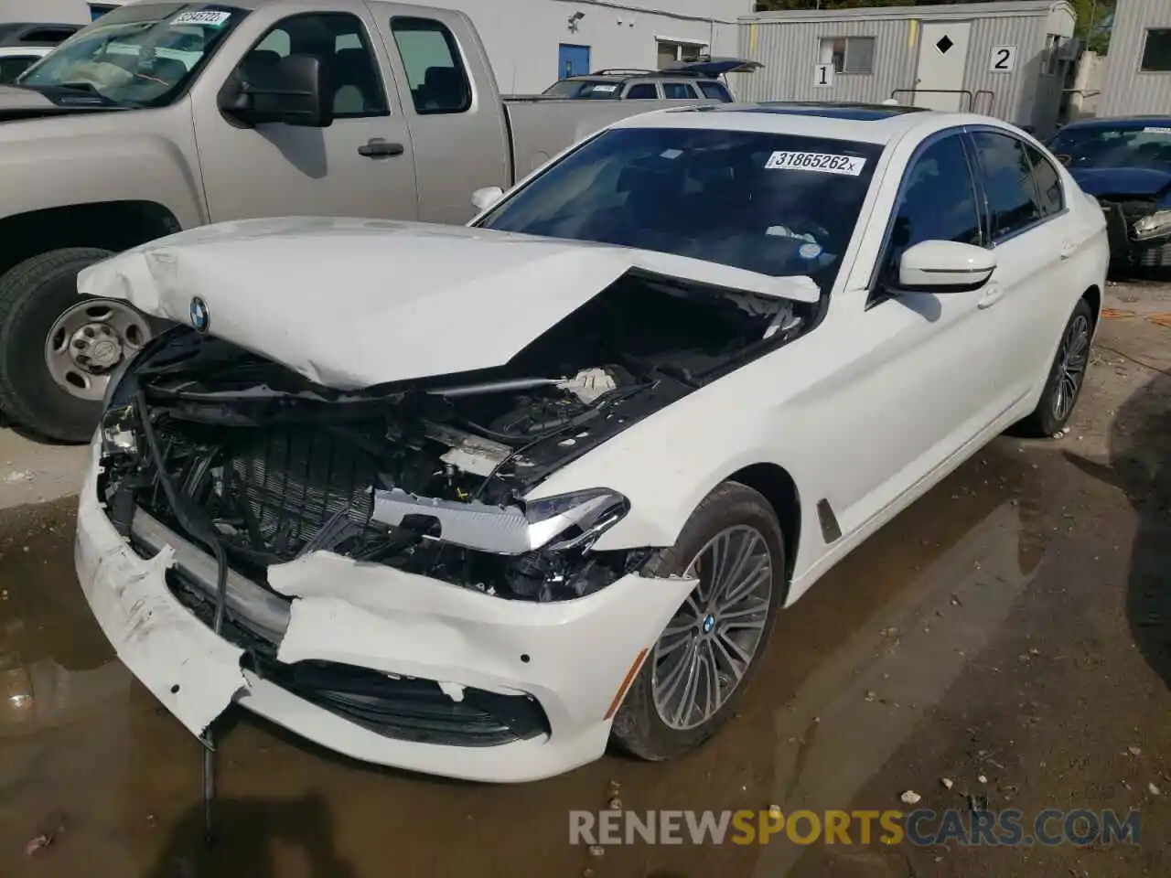 2 Photograph of a damaged car WBAJR3C00LWW64434 BMW 5 SERIES 2020