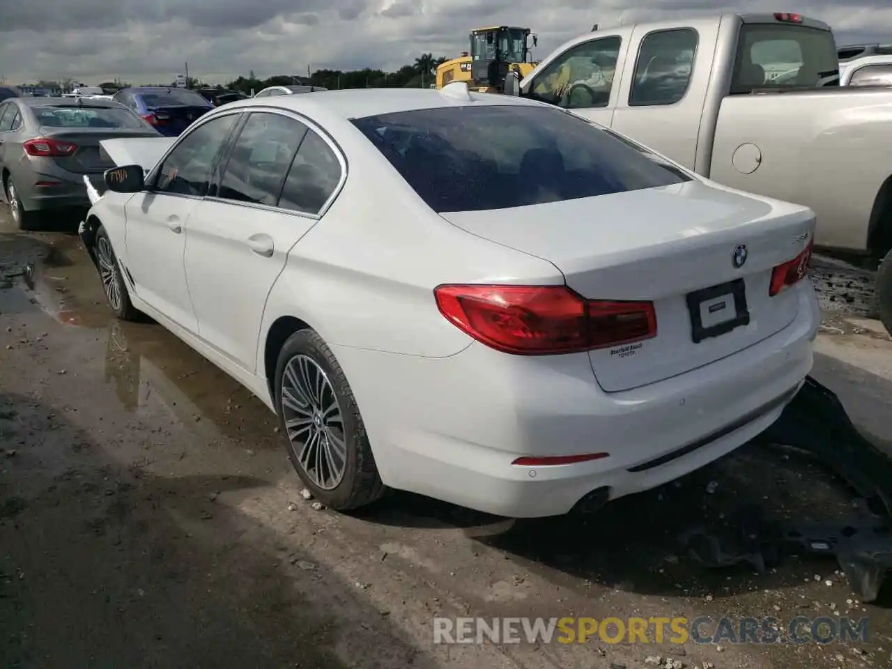 3 Photograph of a damaged car WBAJR3C00LWW64434 BMW 5 SERIES 2020