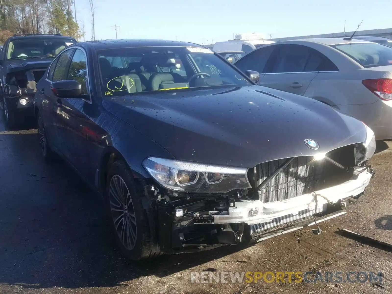 1 Фотография поврежденного автомобиля WBAJR3C00LWW70170 BMW 5 SERIES 2020