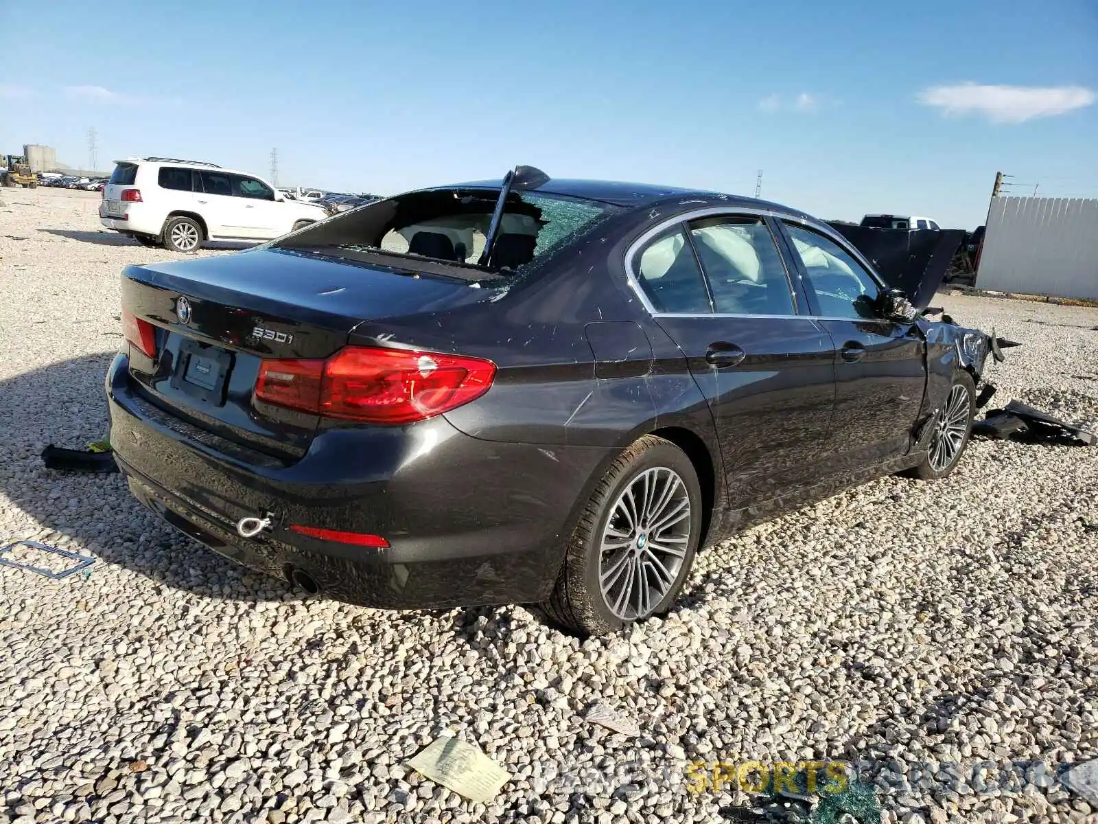 4 Photograph of a damaged car WBAJR3C01LWW63339 BMW 5 SERIES 2020