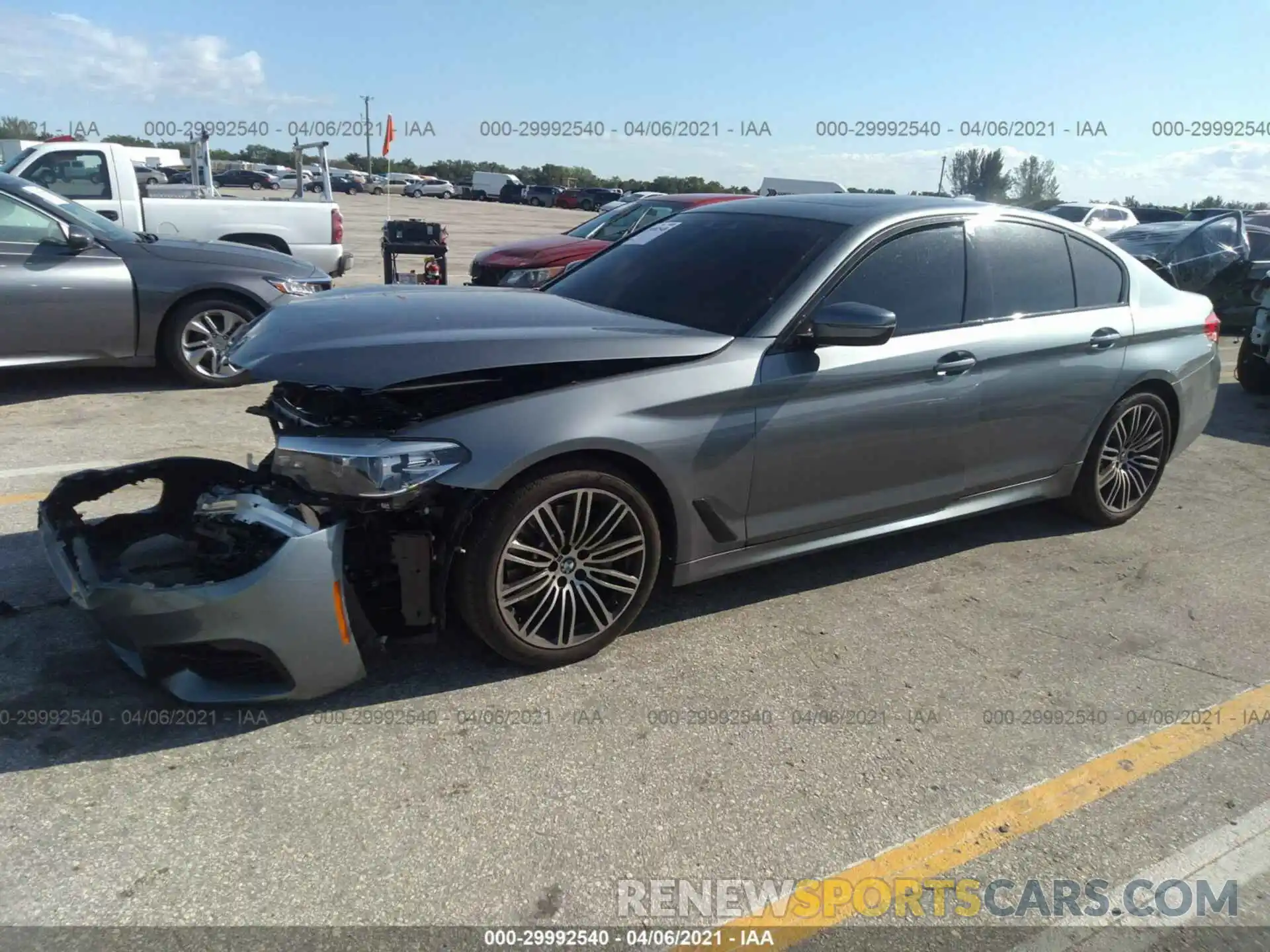 2 Photograph of a damaged car WBAJR3C02LWW84362 BMW 5 SERIES 2020