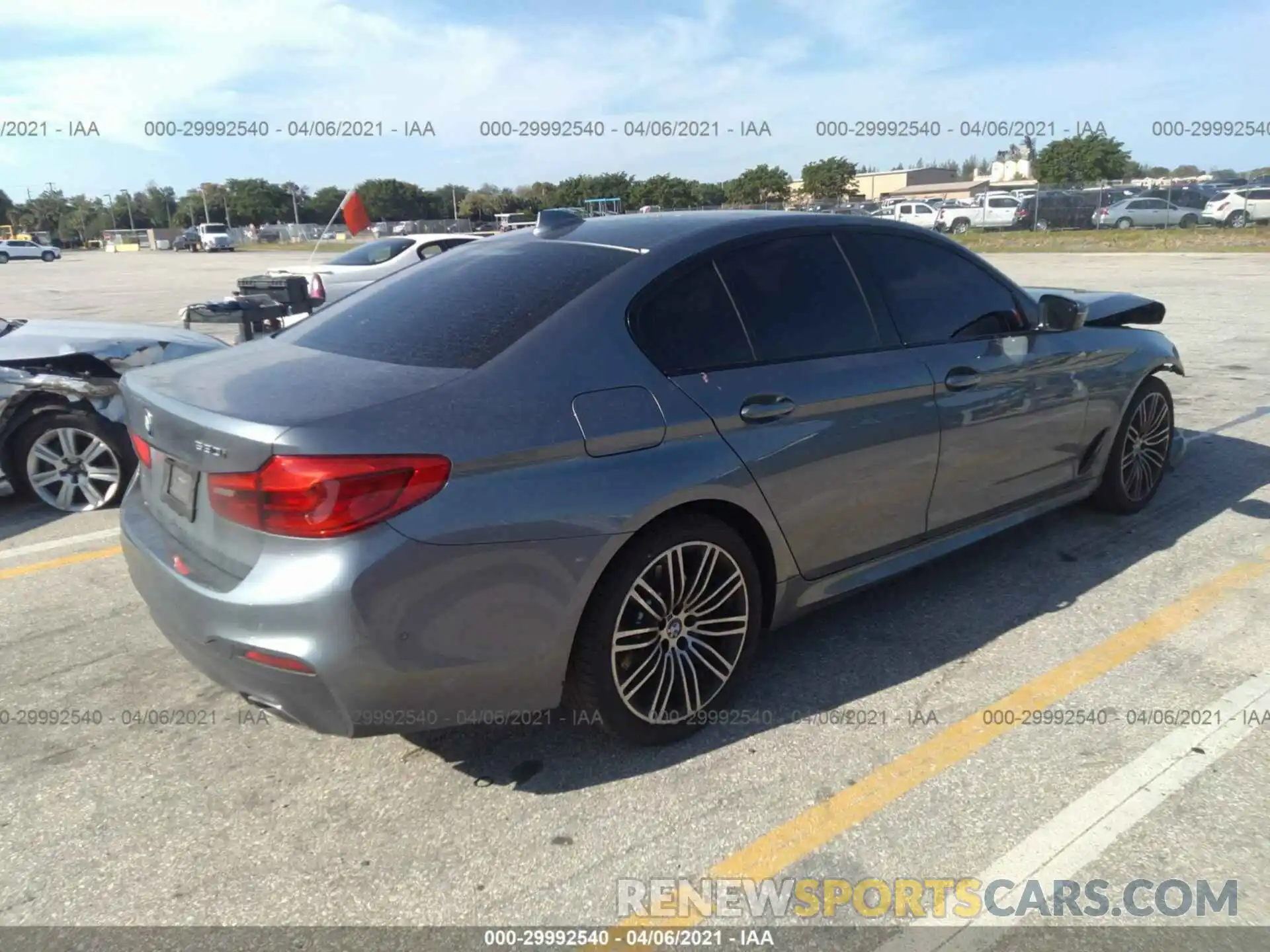 4 Photograph of a damaged car WBAJR3C02LWW84362 BMW 5 SERIES 2020