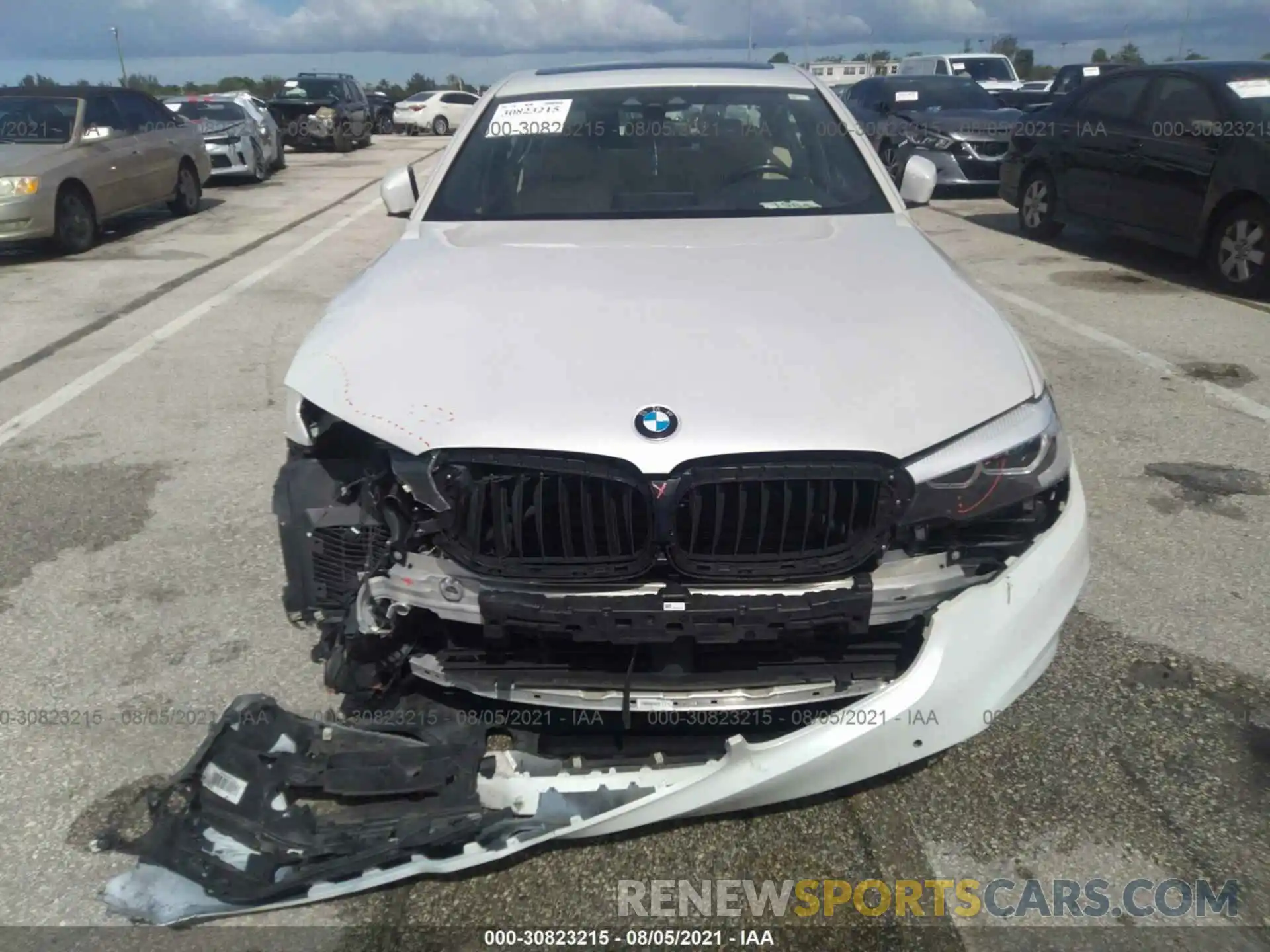 6 Photograph of a damaged car WBAJR3C03LCD03123 BMW 5 SERIES 2020