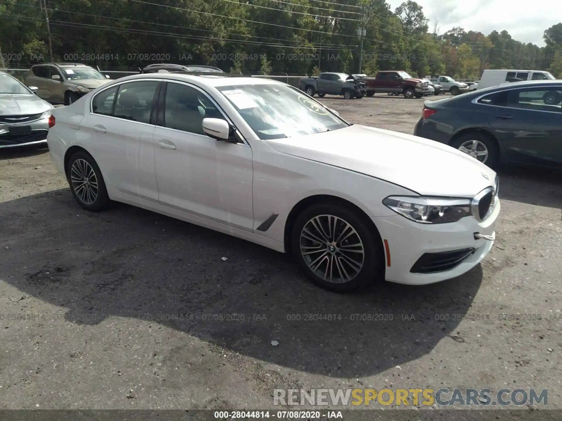 1 Photograph of a damaged car WBAJR3C03LCD05390 BMW 5 SERIES 2020