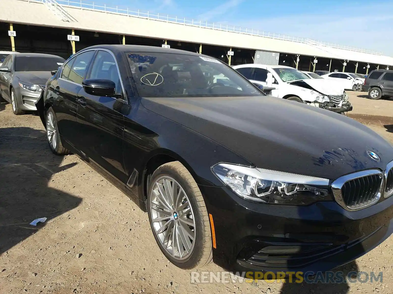 1 Photograph of a damaged car WBAJR3C03LWW75993 BMW 5 SERIES 2020