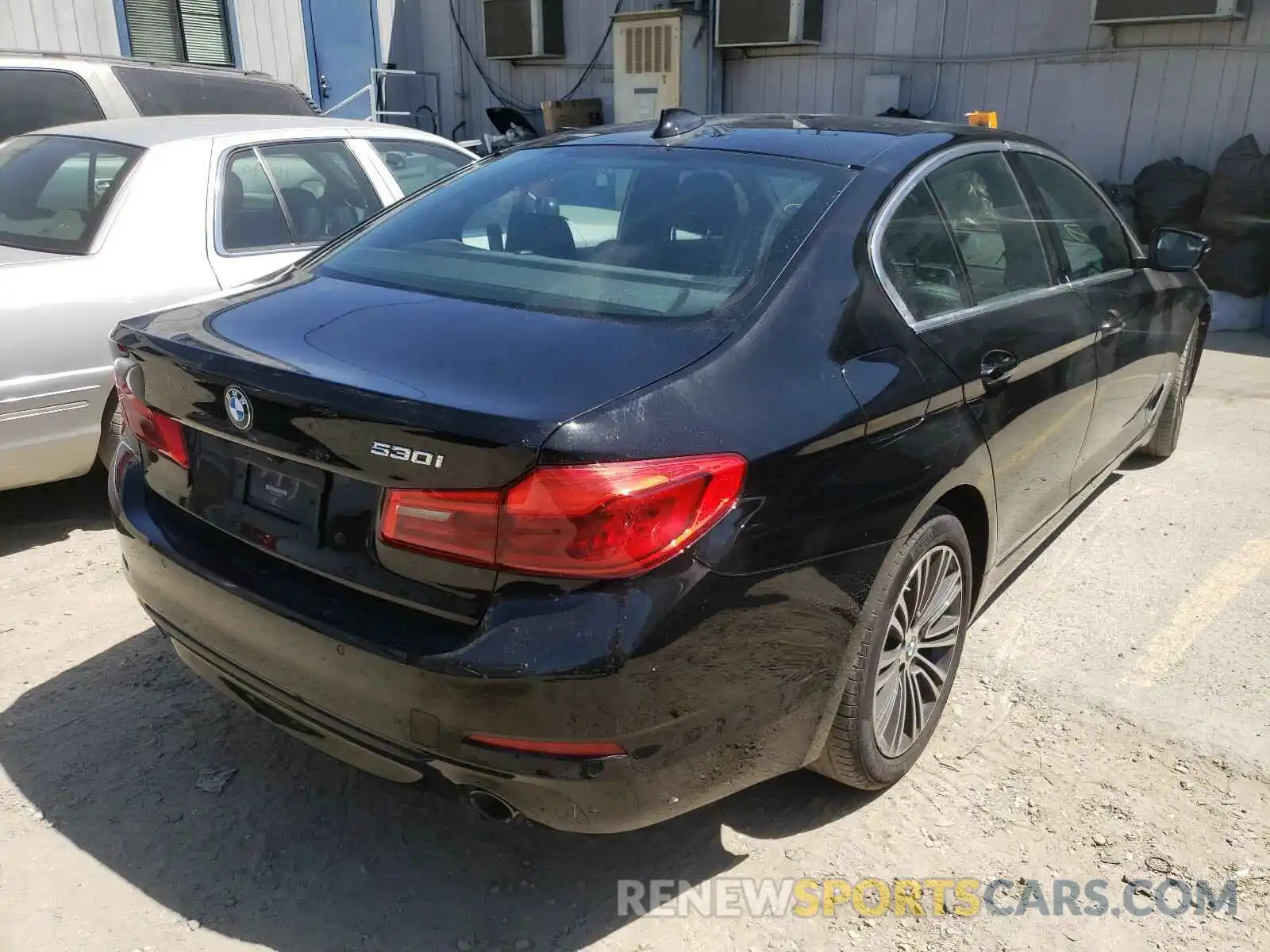 4 Photograph of a damaged car WBAJR3C04LWW64310 BMW 5 SERIES 2020