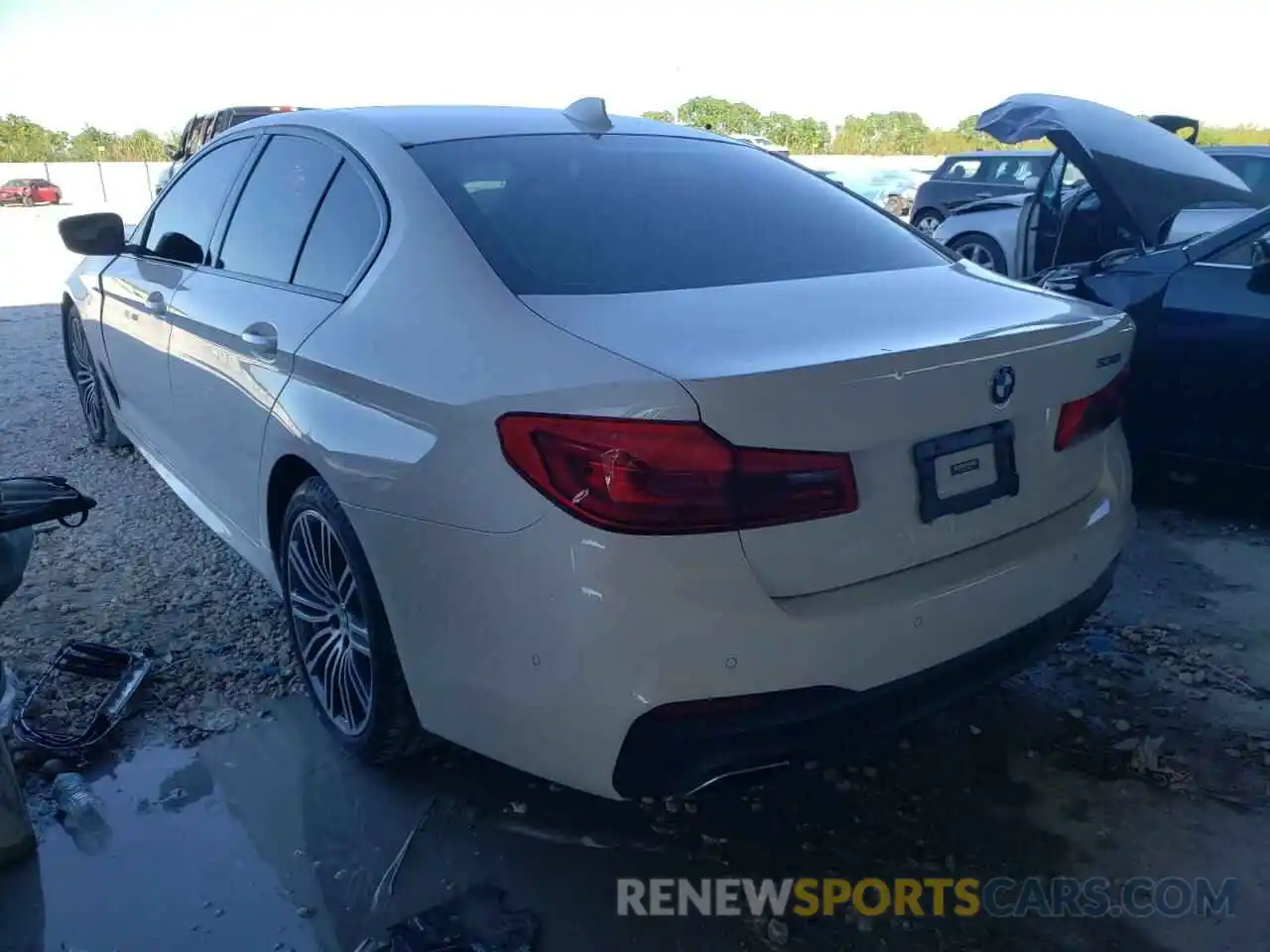 3 Photograph of a damaged car WBAJR3C04LWW68860 BMW 5 SERIES 2020