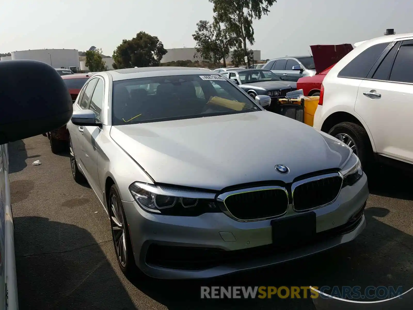 1 Photograph of a damaged car WBAJR3C05LWW74327 BMW 5 SERIES 2020