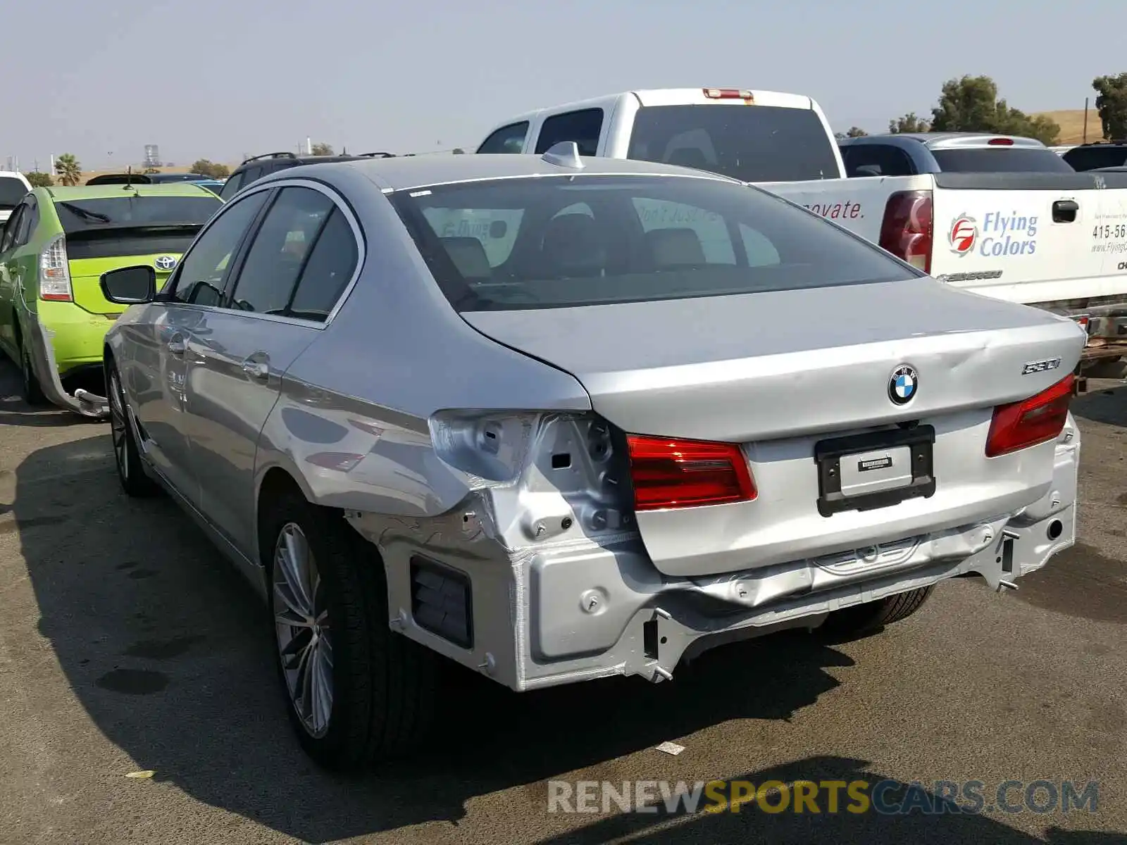 3 Photograph of a damaged car WBAJR3C05LWW74327 BMW 5 SERIES 2020