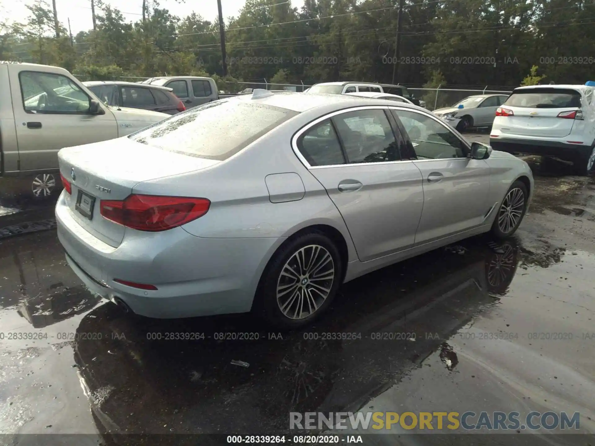 4 Photograph of a damaged car WBAJR3C06LCD05447 BMW 5 SERIES 2020