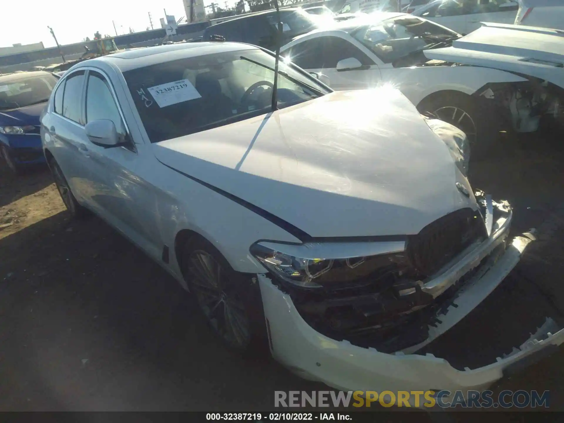 1 Photograph of a damaged car WBAJR3C06LCE57082 BMW 5 SERIES 2020