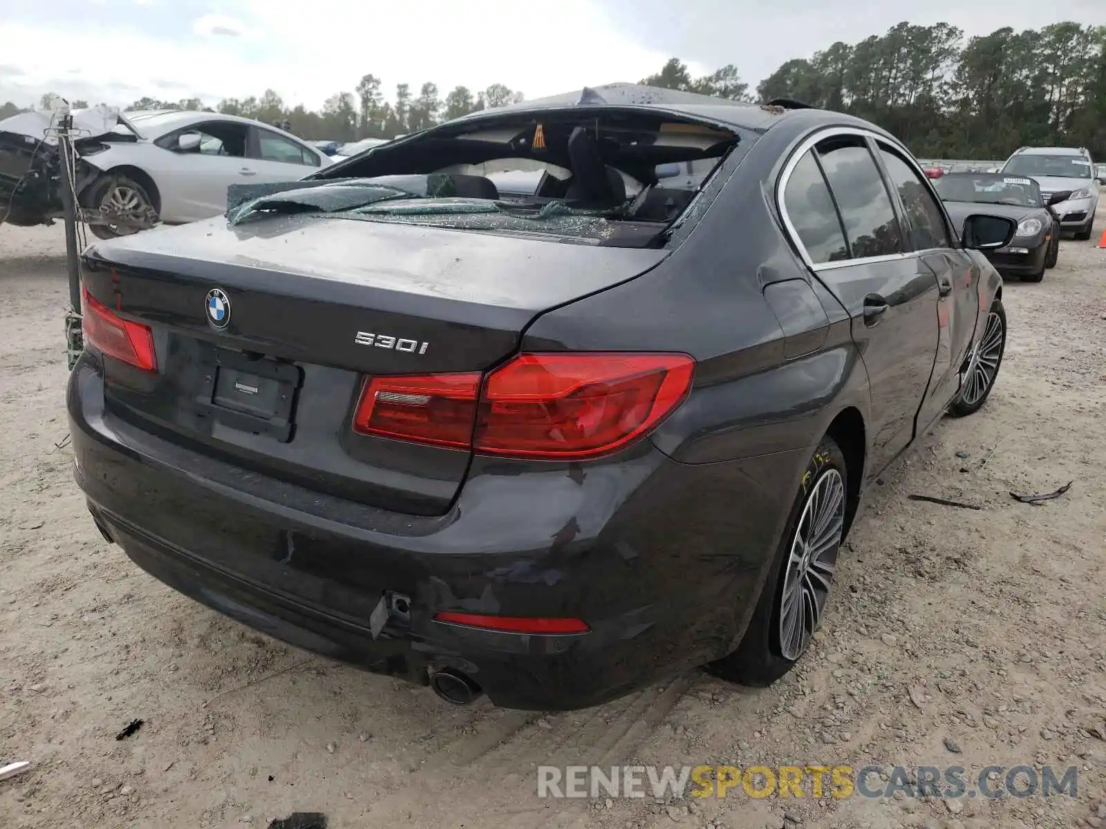 4 Photograph of a damaged car WBAJR3C06LWW63322 BMW 5 SERIES 2020