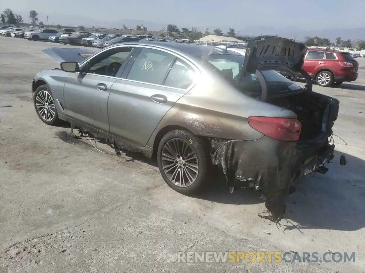 3 Photograph of a damaged car WBAJR3C06LWW74899 BMW 5 SERIES 2020