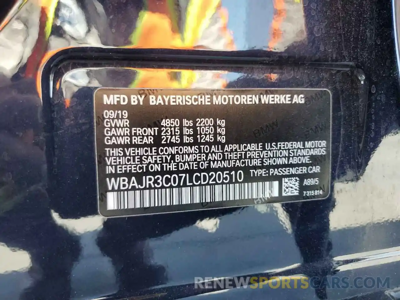 10 Фотография поврежденного автомобиля WBAJR3C07LCD20510 BMW 5 SERIES 2020