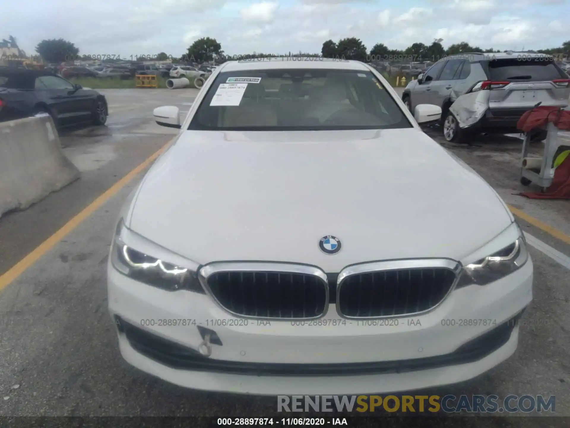 6 Photograph of a damaged car WBAJR3C07LWW64284 BMW 5 SERIES 2020