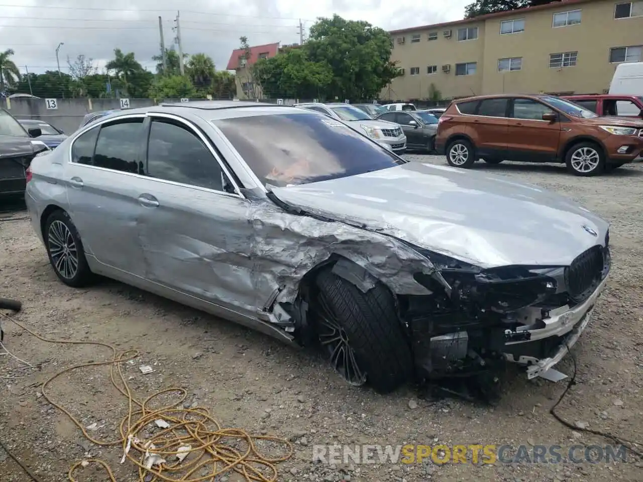 1 Photograph of a damaged car WBAJR3C08LCE60131 BMW 5 SERIES 2020