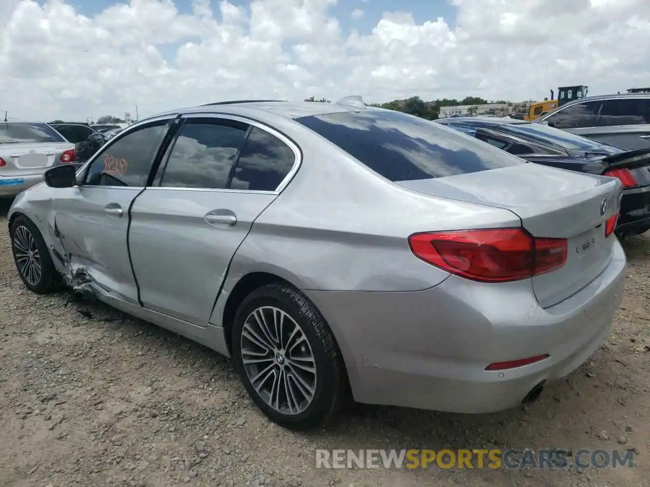 3 Photograph of a damaged car WBAJR3C08LCE60131 BMW 5 SERIES 2020