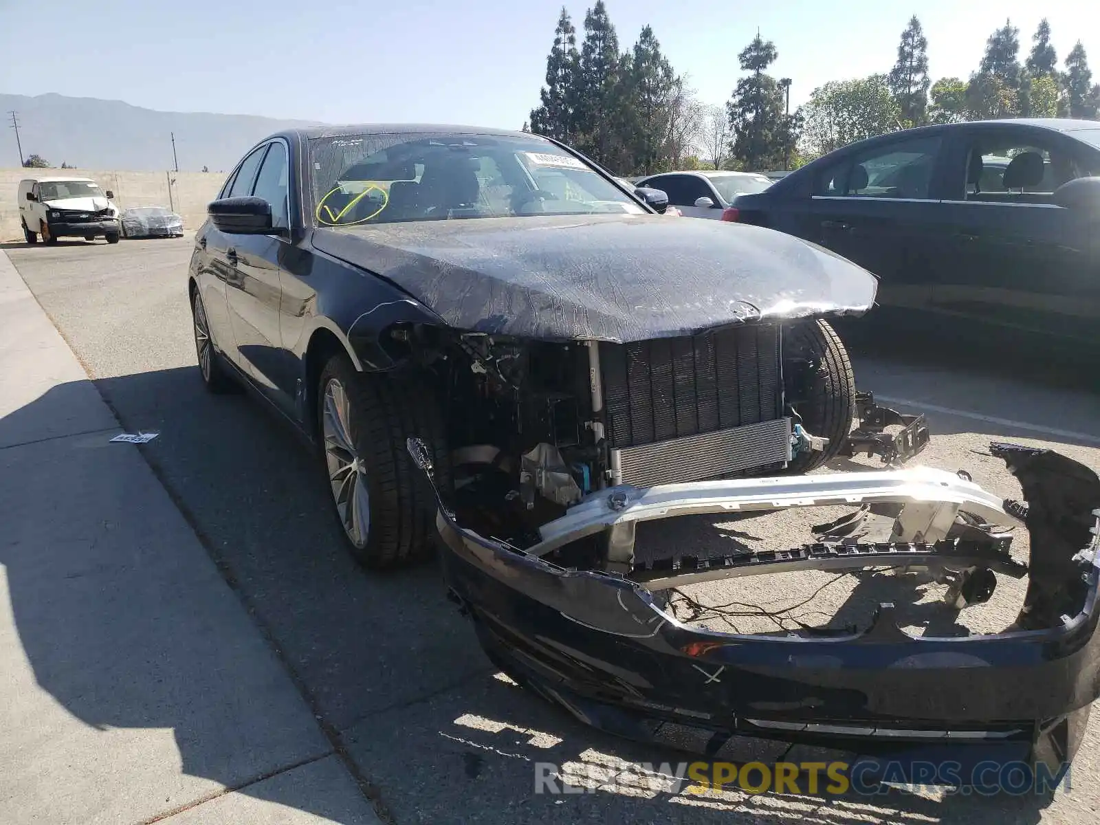 1 Photograph of a damaged car WBAJR3C09LCE56914 BMW 5 SERIES 2020