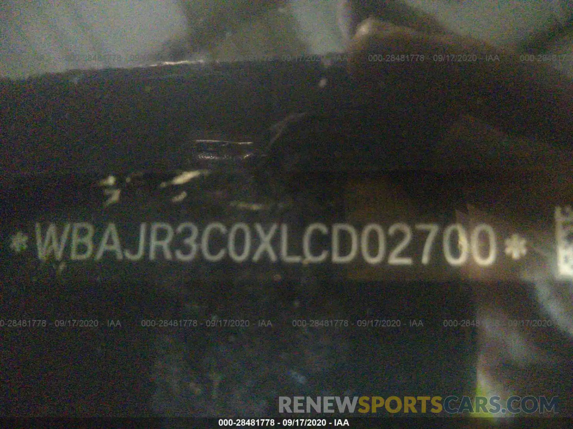 9 Photograph of a damaged car WBAJR3C0XLCD02700 BMW 5 SERIES 2020