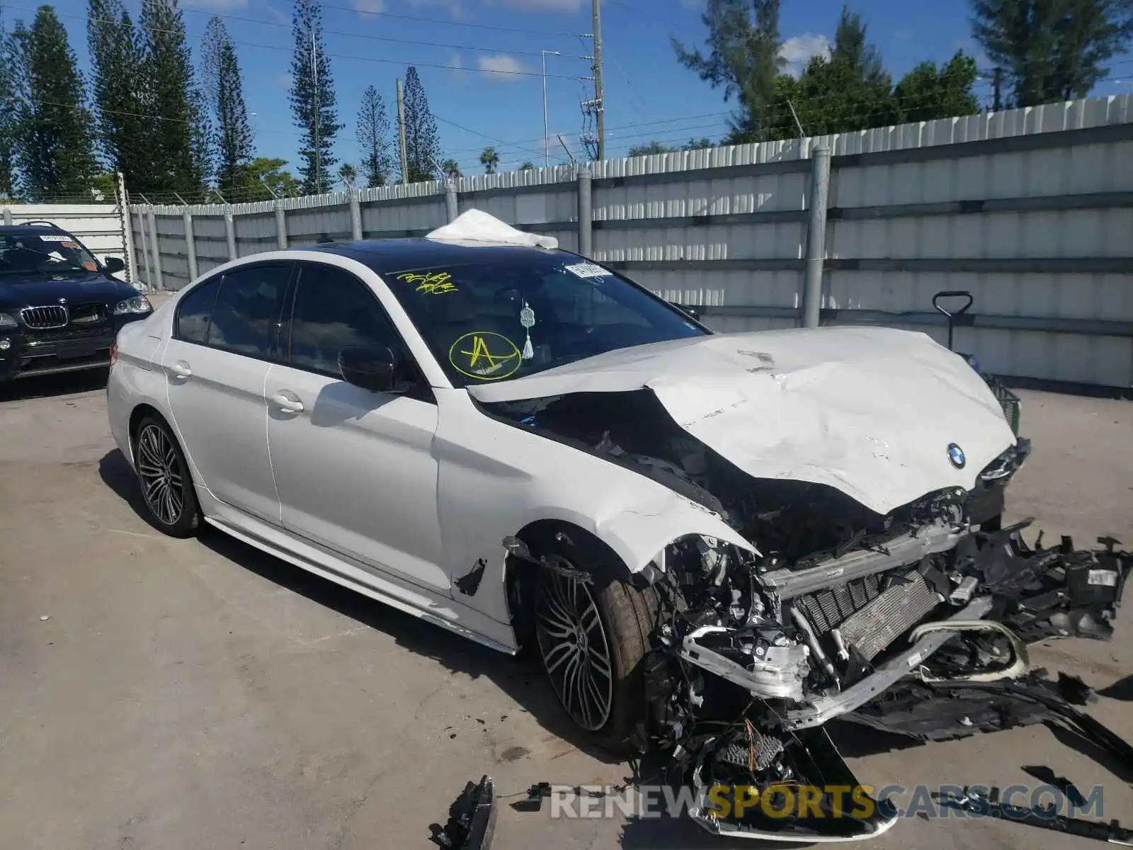 1 Photograph of a damaged car WBAJR3C0XLWW62707 BMW 5 SERIES 2020