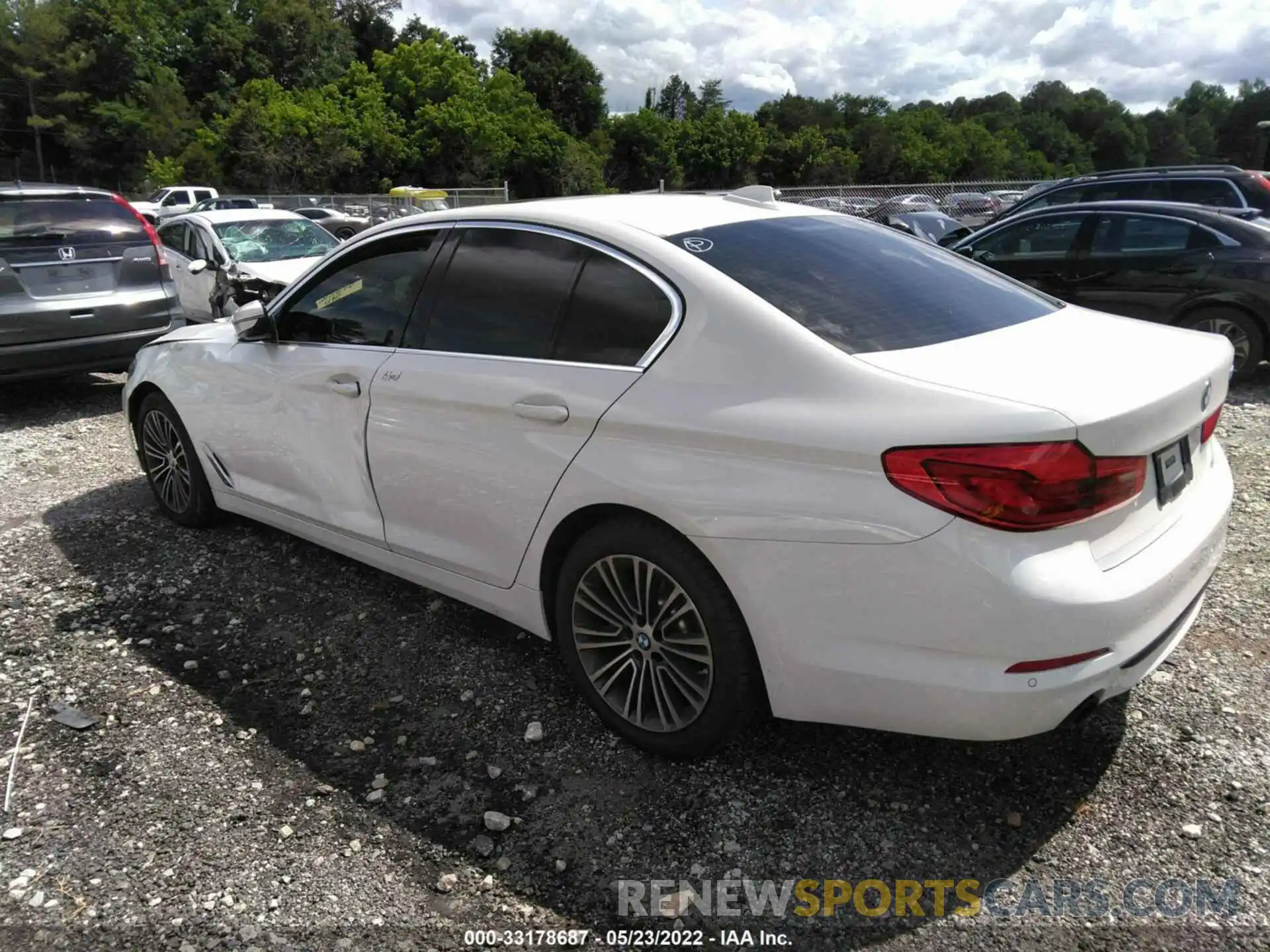 3 Photograph of a damaged car WBAJR3C0XLWW63890 BMW 5 SERIES 2020