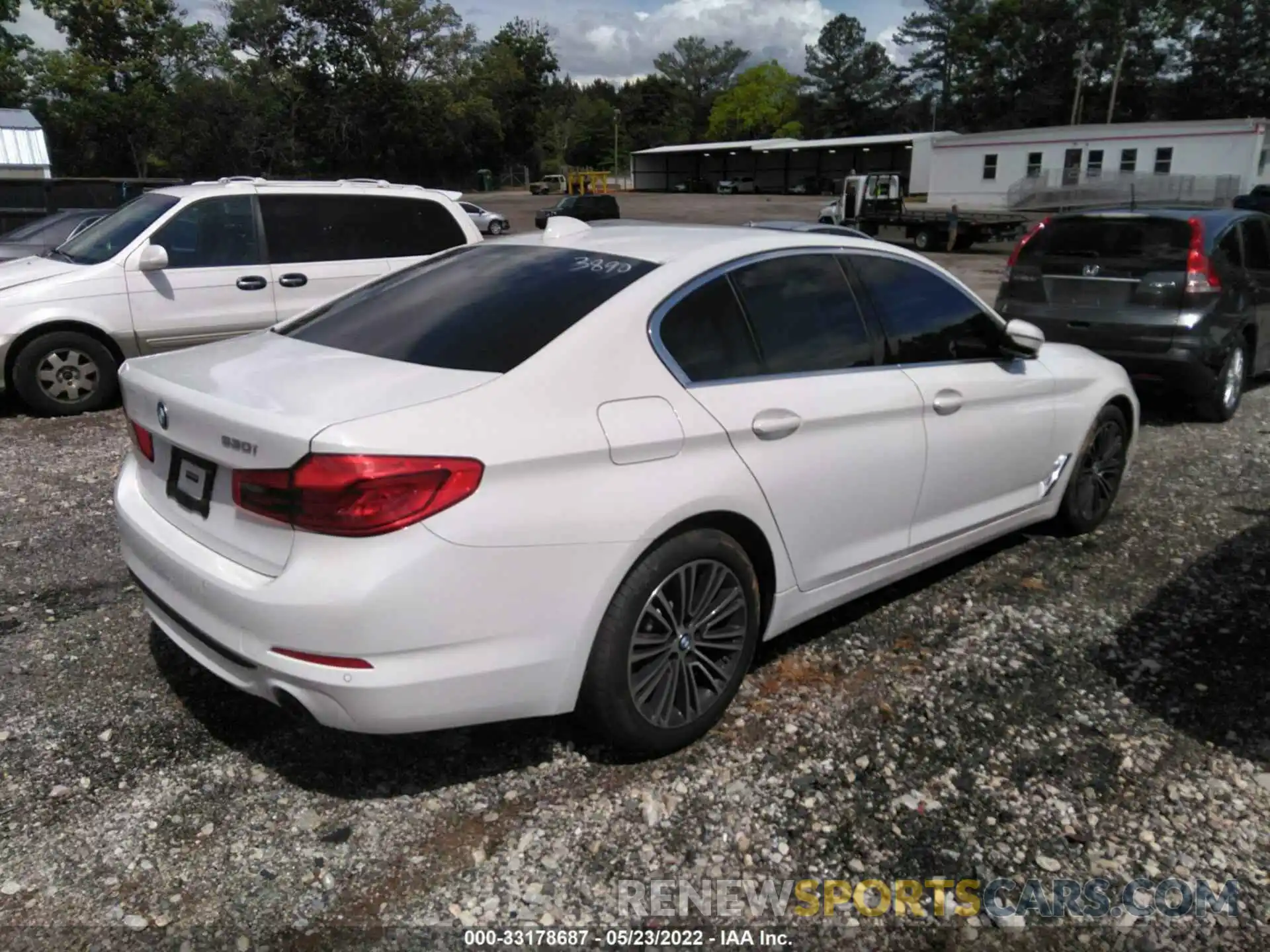 4 Photograph of a damaged car WBAJR3C0XLWW63890 BMW 5 SERIES 2020