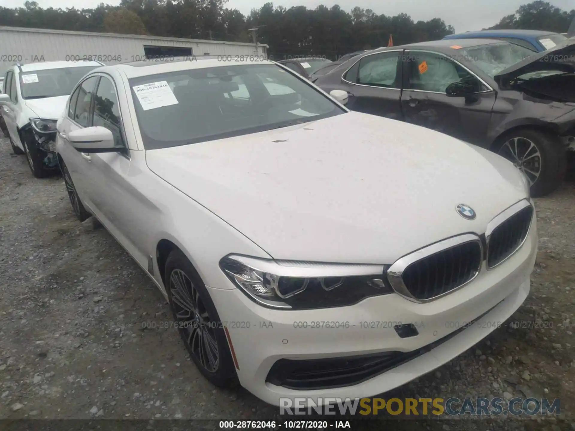 1 Photograph of a damaged car WBAJR3C0XLWW64070 BMW 5 SERIES 2020