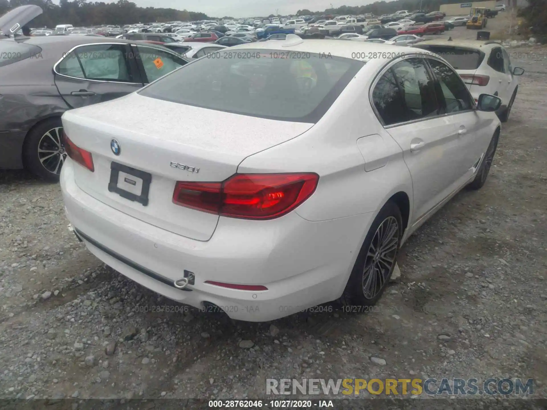 4 Photograph of a damaged car WBAJR3C0XLWW64070 BMW 5 SERIES 2020