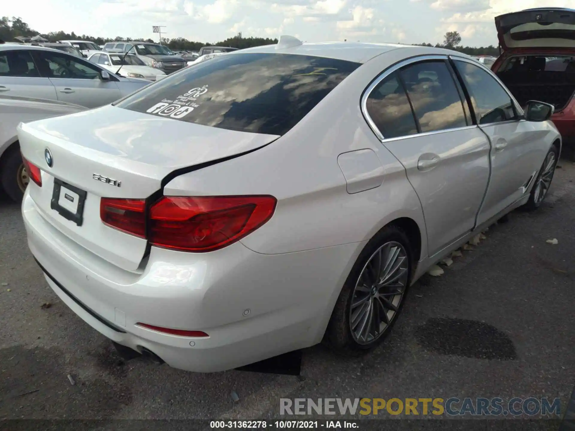 4 Photograph of a damaged car WBAJR3C0XLWW79071 BMW 5 SERIES 2020