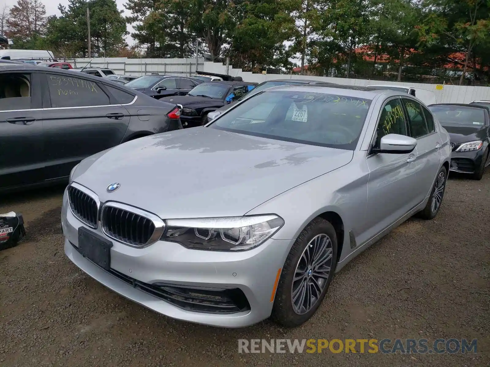 2 Photograph of a damaged car WBAJR7C00LCD78692 BMW 5 SERIES 2020