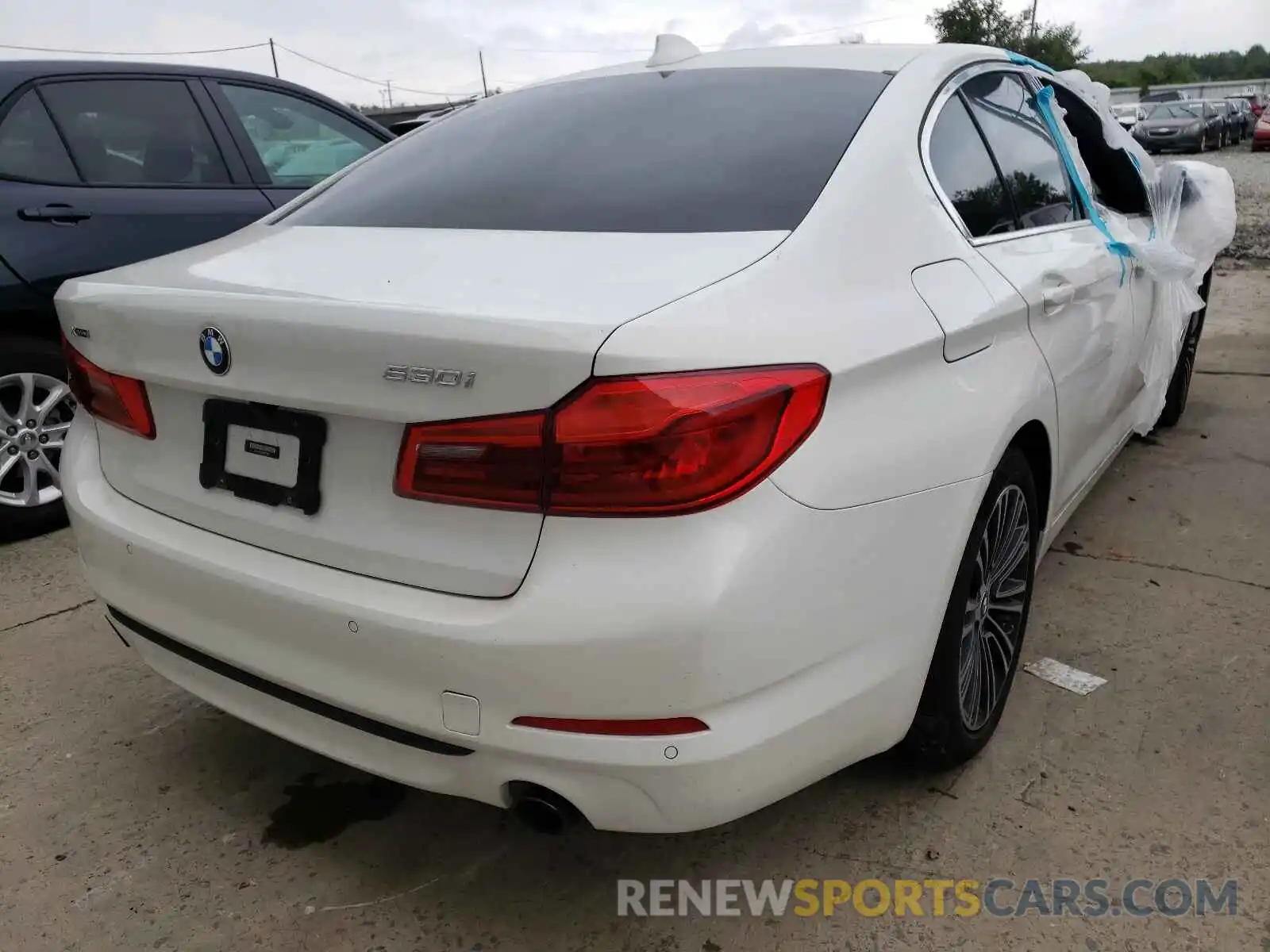 4 Photograph of a damaged car WBAJR7C00LWW79670 BMW 5 SERIES 2020