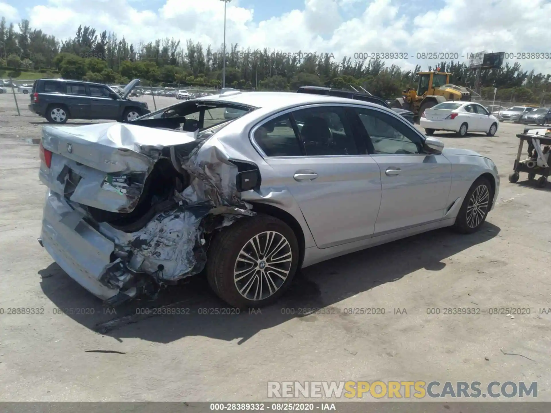 4 Photograph of a damaged car WBAJR7C01LCD11647 BMW 5 SERIES 2020