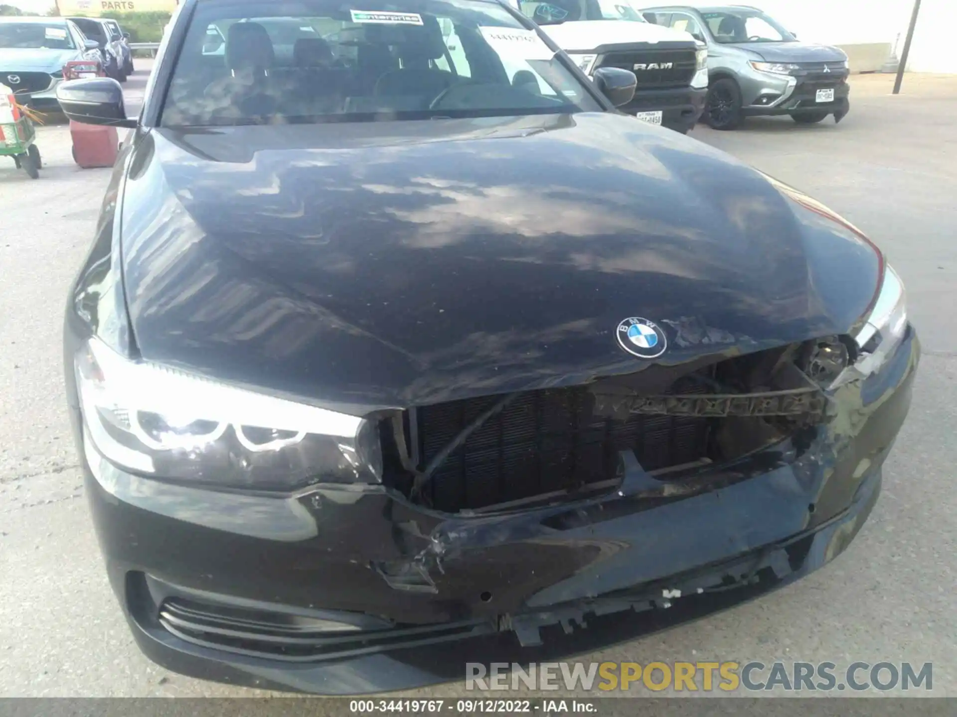 6 Photograph of a damaged car WBAJR7C02LWW64605 BMW 5 SERIES 2020