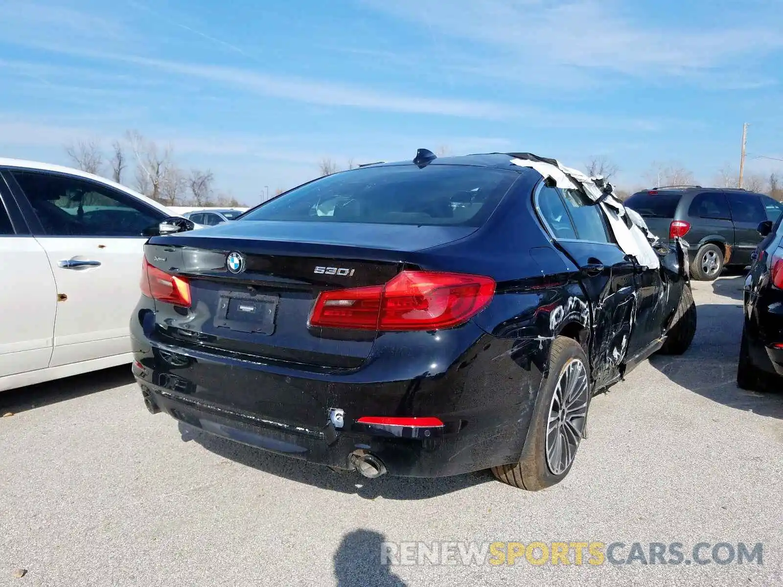 4 Photograph of a damaged car WBAJR7C02LWW64619 BMW 5 SERIES 2020