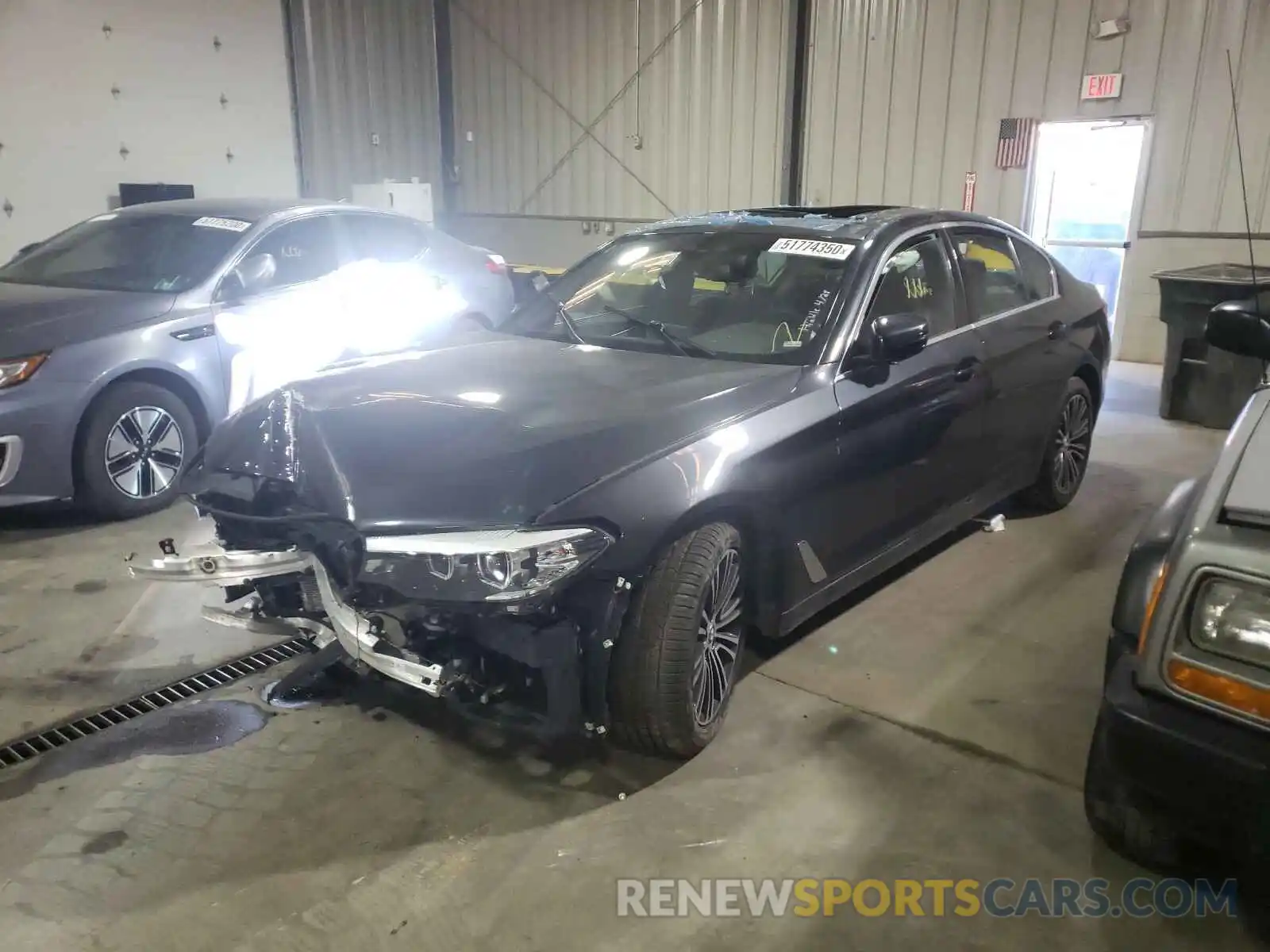 2 Photograph of a damaged car WBAJR7C02LWW64894 BMW 5 SERIES 2020