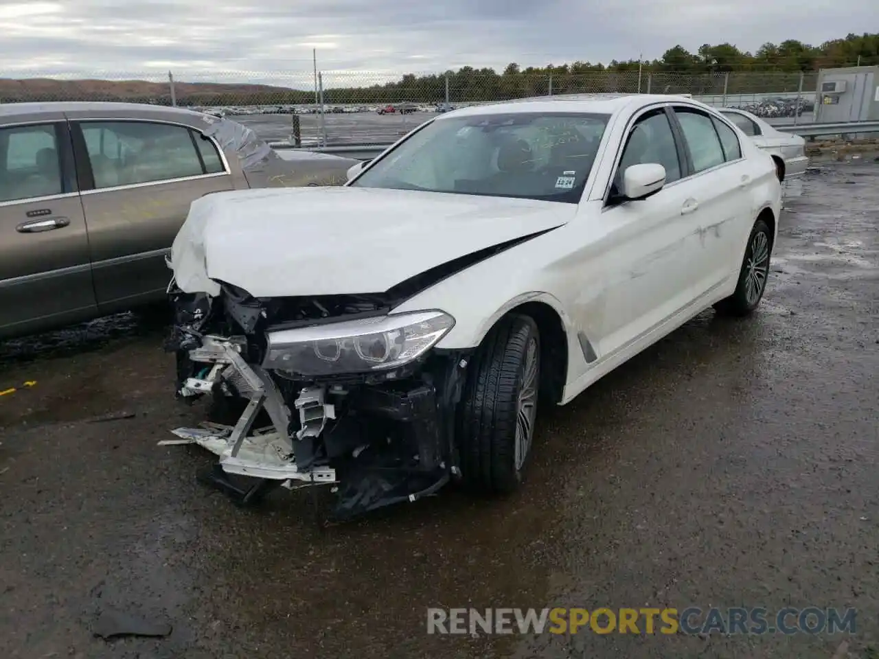 2 Photograph of a damaged car WBAJR7C02LWW65074 BMW 5 SERIES 2020