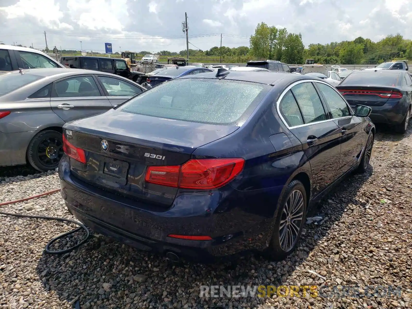 4 Photograph of a damaged car WBAJR7C02LWW68900 BMW 5 SERIES 2020