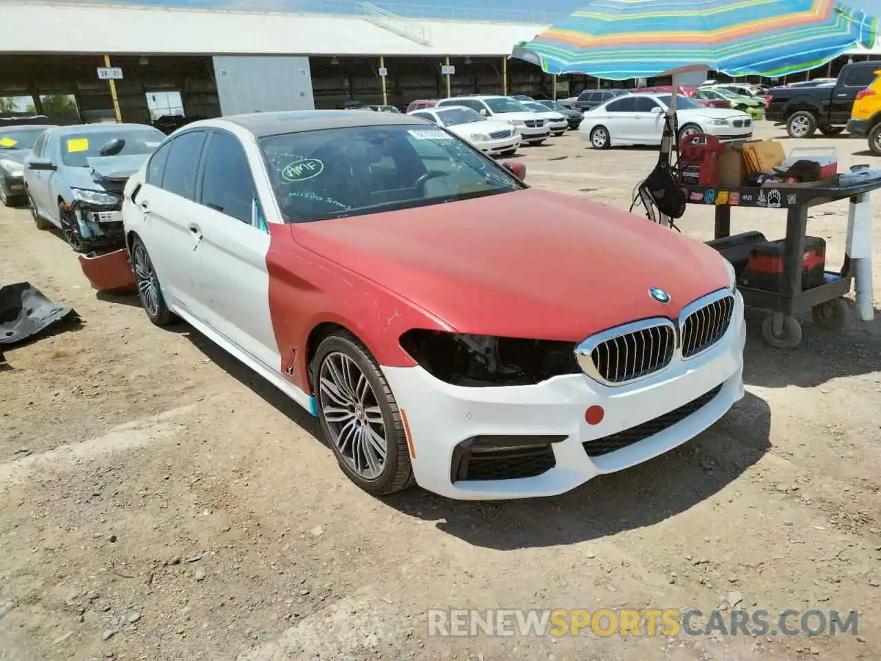 1 Photograph of a damaged car WBAJR7C02LWW69416 BMW 5 SERIES 2020