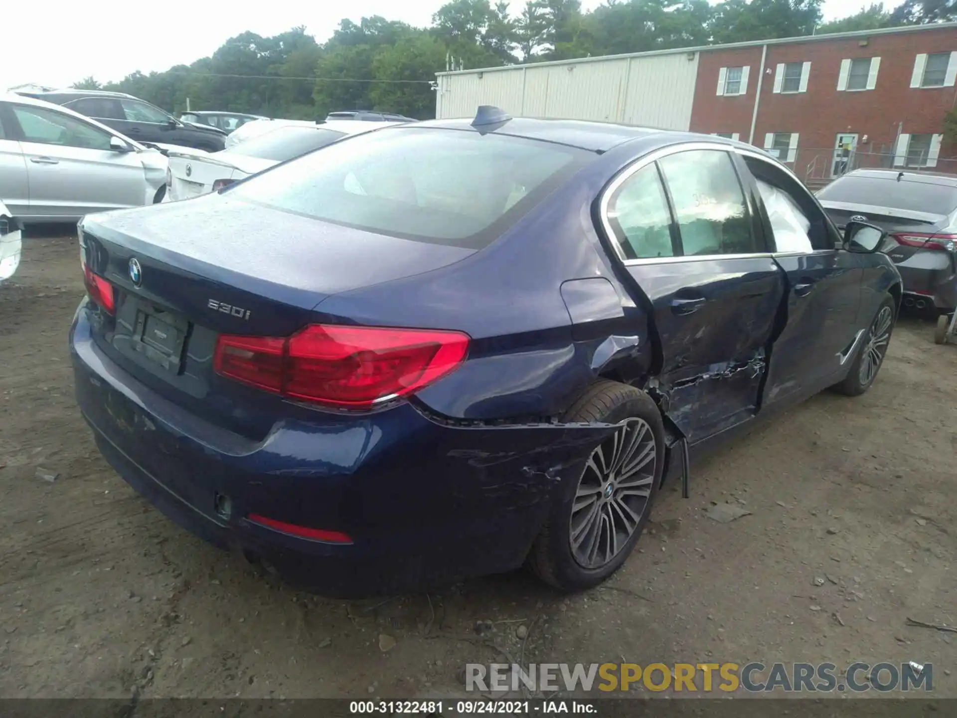 4 Photograph of a damaged car WBAJR7C03LCE48704 BMW 5 SERIES 2020