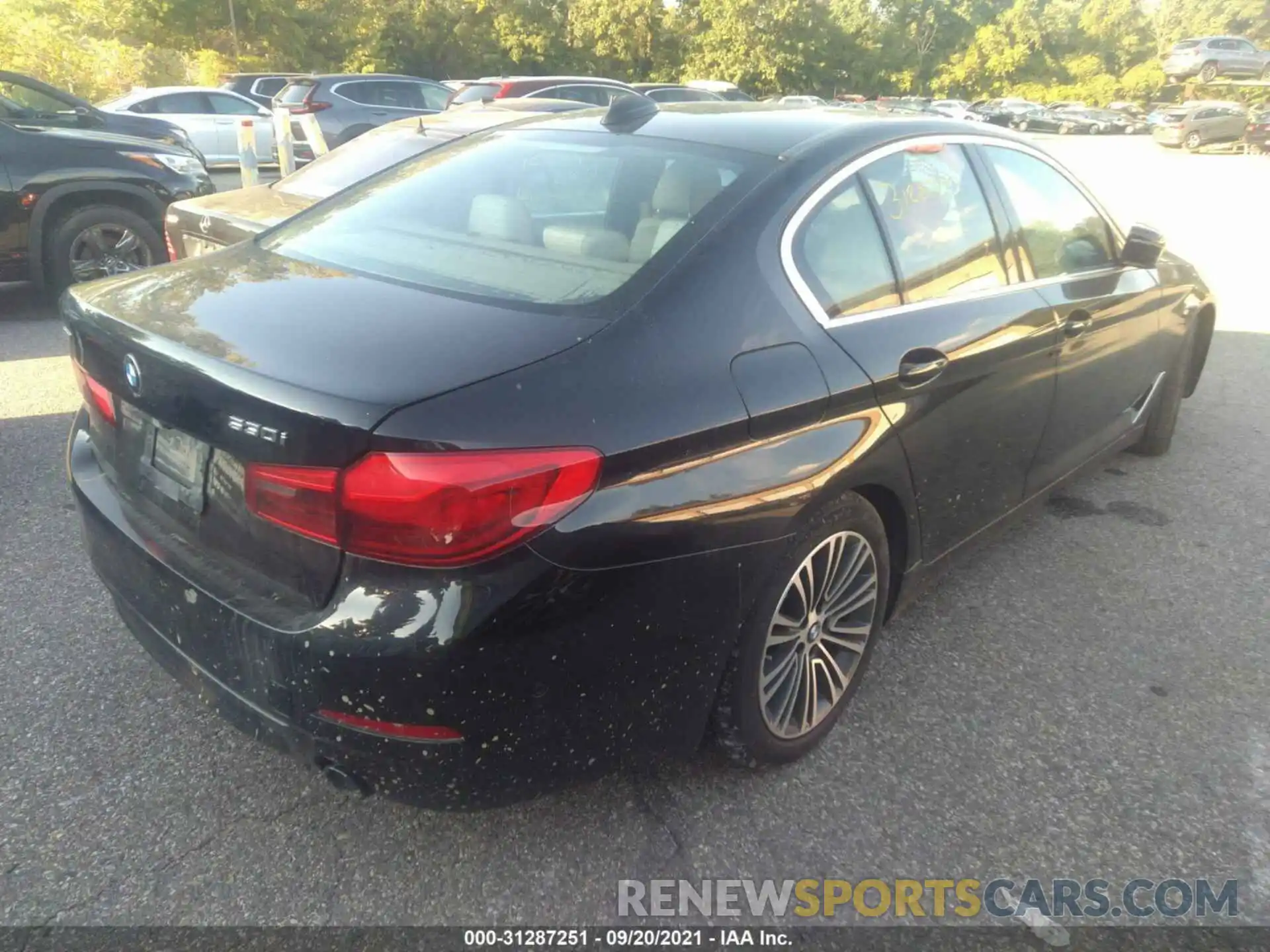 4 Photograph of a damaged car WBAJR7C04LCD14655 BMW 5 SERIES 2020