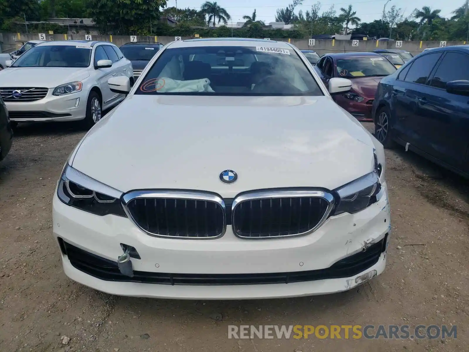 9 Photograph of a damaged car WBAJR7C04LWW64685 BMW 5 SERIES 2020