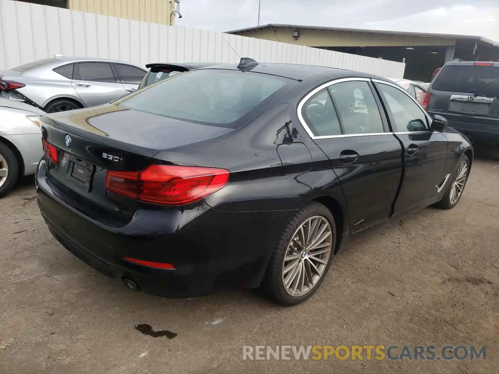 4 Photograph of a damaged car WBAJR7C04LWW67506 BMW 5 SERIES 2020