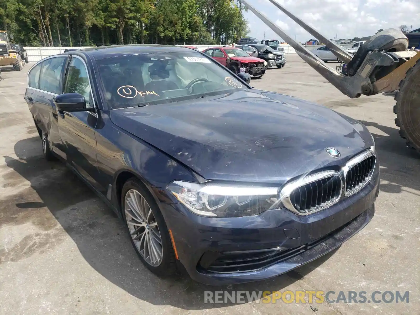 1 Photograph of a damaged car WBAJR7C05LCE21083 BMW 5 SERIES 2020