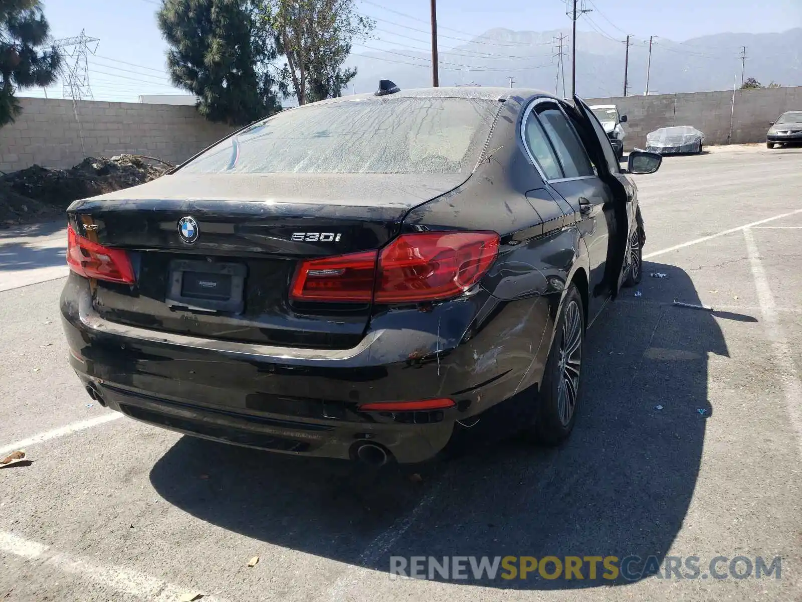 4 Photograph of a damaged car WBAJR7C06LCD10414 BMW 5 SERIES 2020