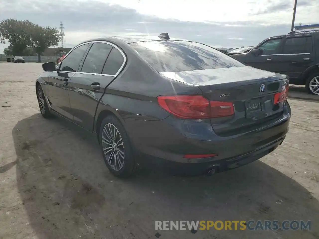 3 Photograph of a damaged car WBAJR7C06LCE14983 BMW 5 SERIES 2020