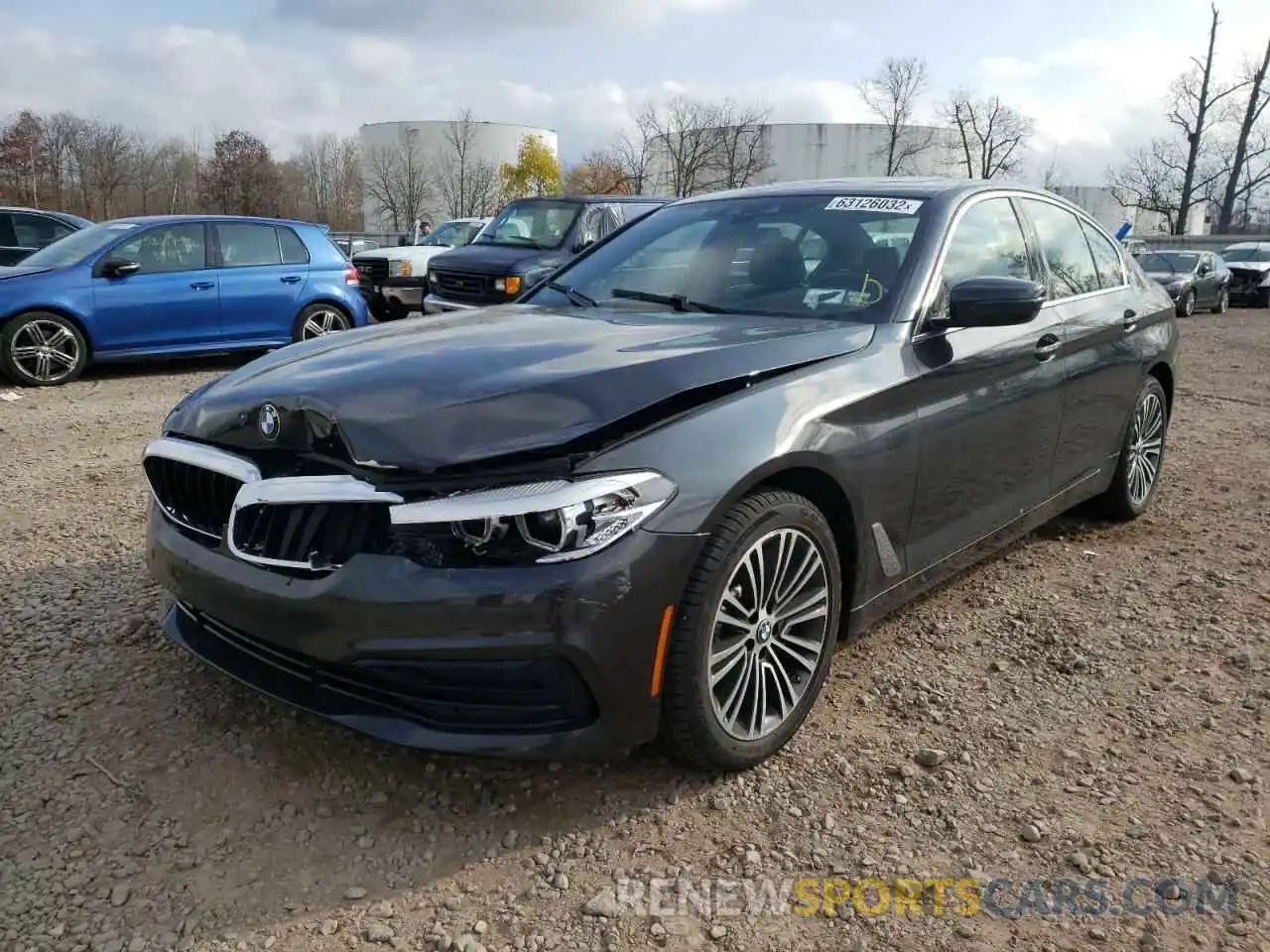 2 Photograph of a damaged car WBAJR7C06LWW61402 BMW 5 SERIES 2020