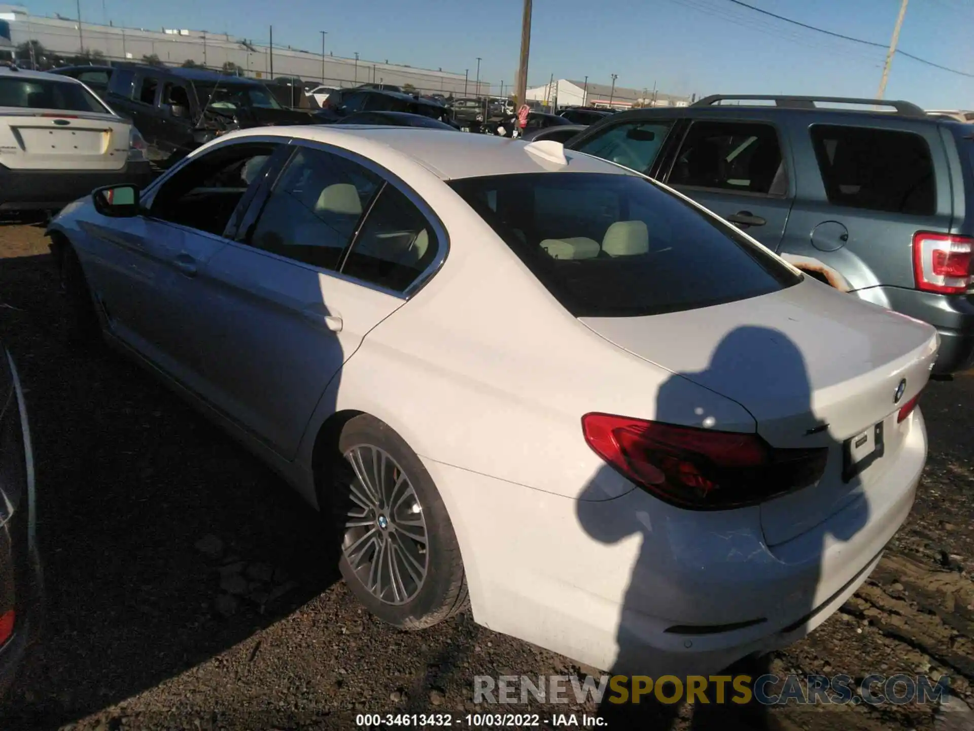 3 Photograph of a damaged car WBAJR7C06LWW62906 BMW 5 SERIES 2020