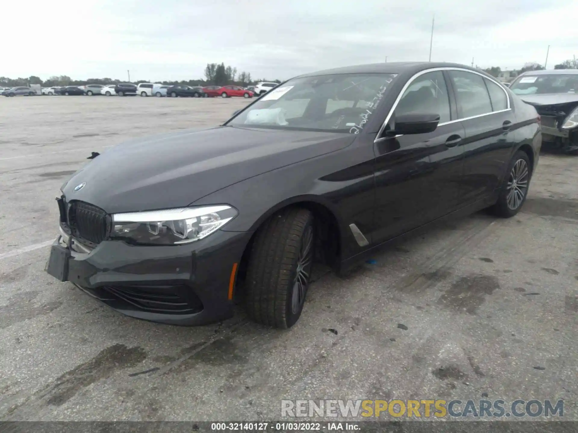 2 Photograph of a damaged car WBAJR7C06LWW64865 BMW 5 SERIES 2020